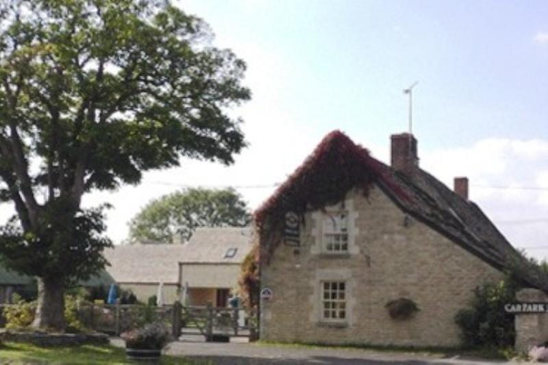The Hare and Hounds Inn