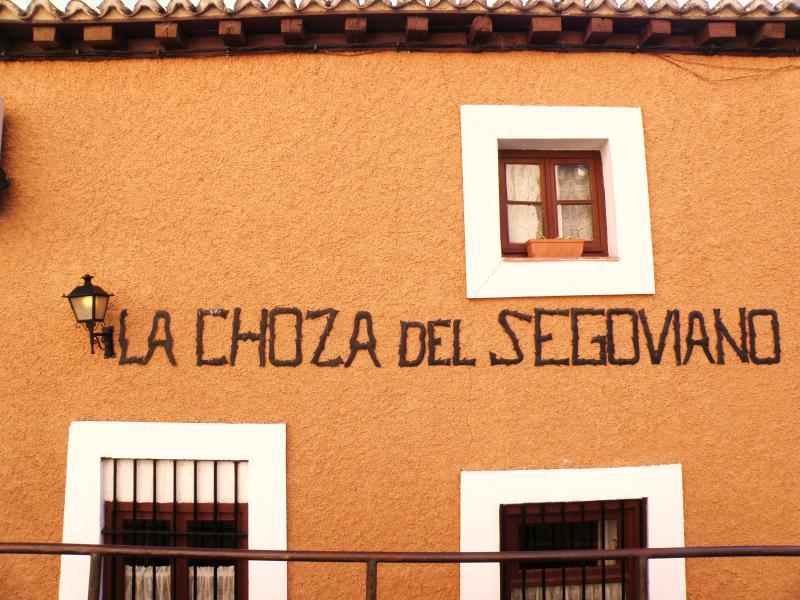 Fachada, La Choza del Segoviano, Madrid, España 