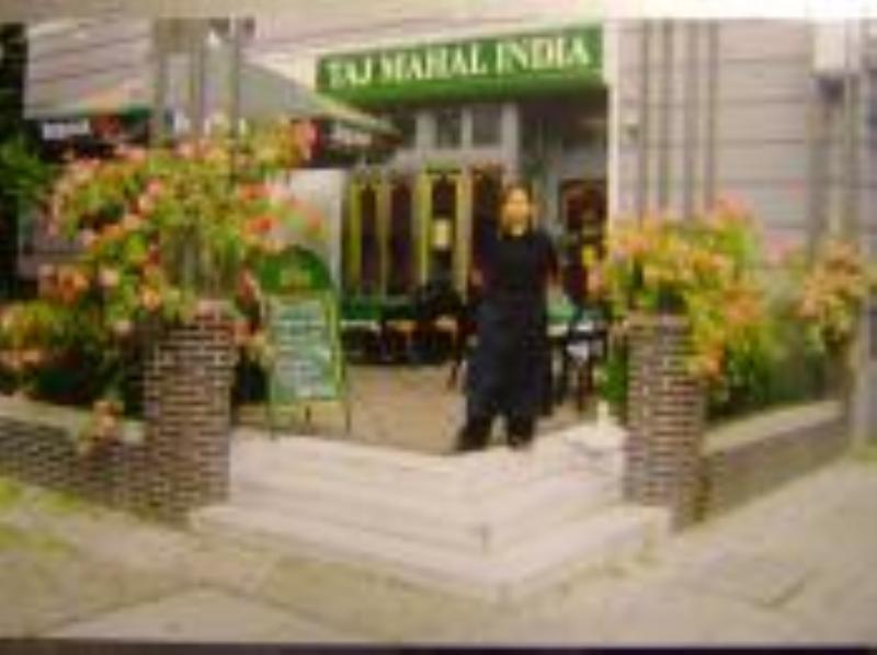 Taj Mahal India- Exterior- Berlin