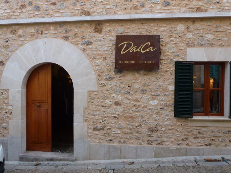 DaiCa Restaurant - Petit Hotel 